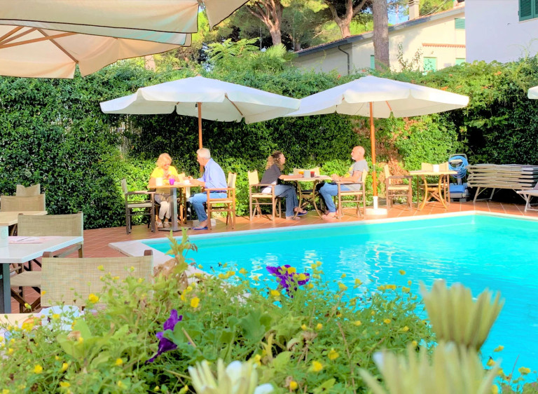 media.Slide-Colazione2HotelRistoranteLaTavernetta